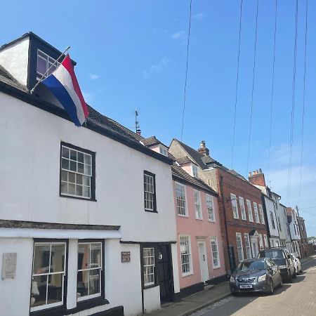 The Swan Inn Harwich Εξωτερικό φωτογραφία